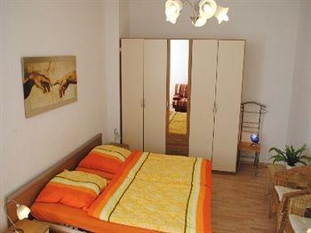 Cab City Hotel 3*